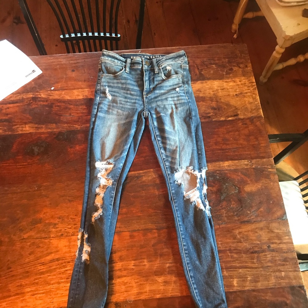 Women’s American eagle jeans